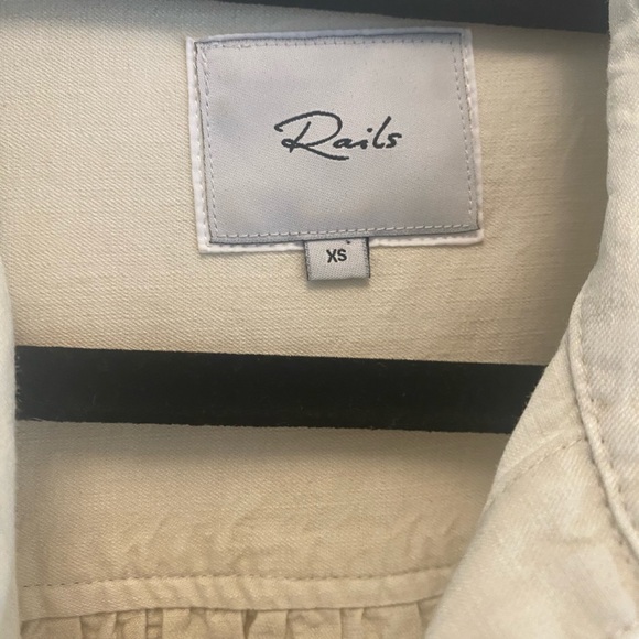 Rails XS womens bone color button up top - Picture 9 of 9